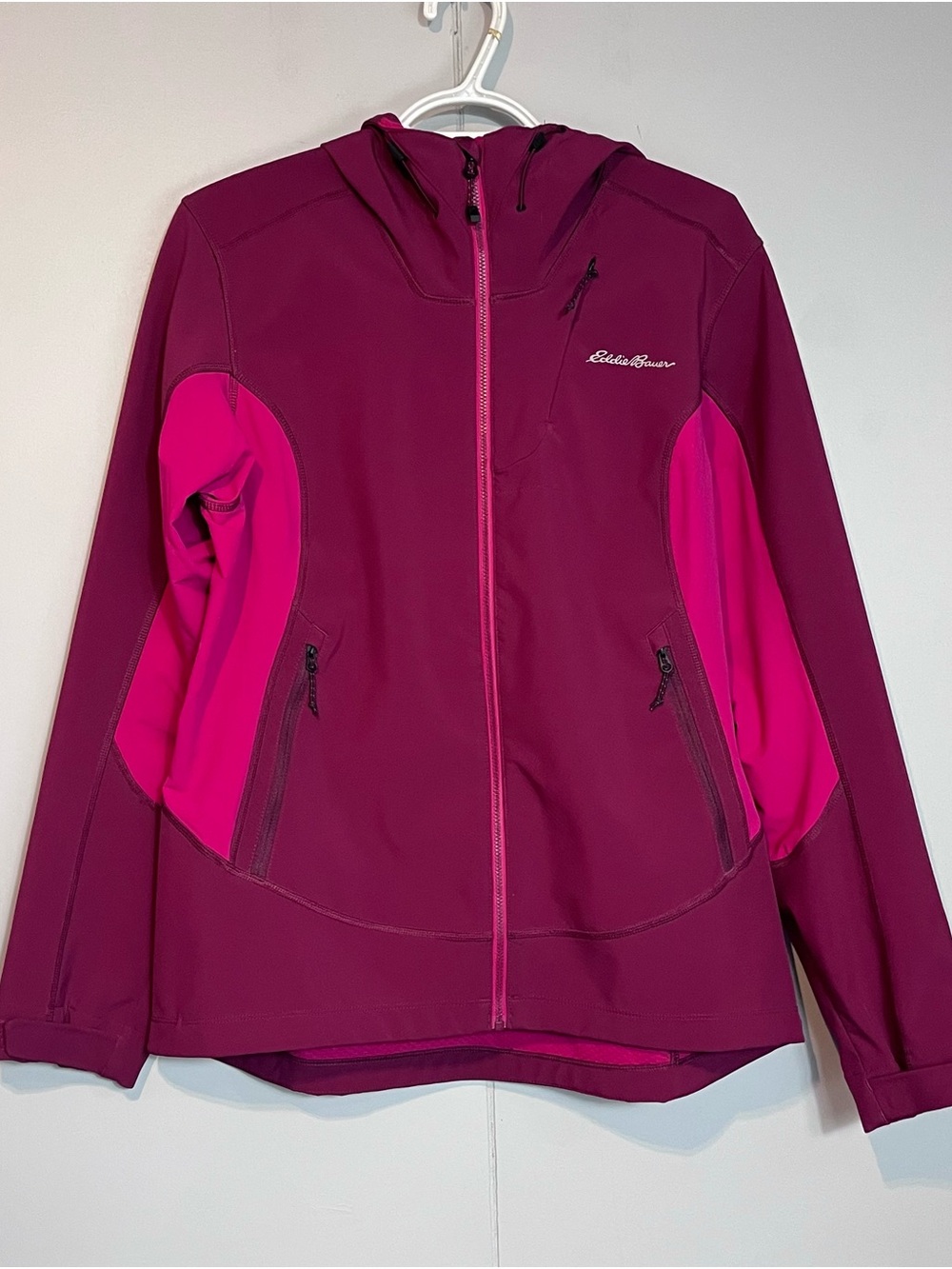 Eddie Bauer Women’s Medium Soft Shell Hooded Jacket Pink Burgundy Full Zip